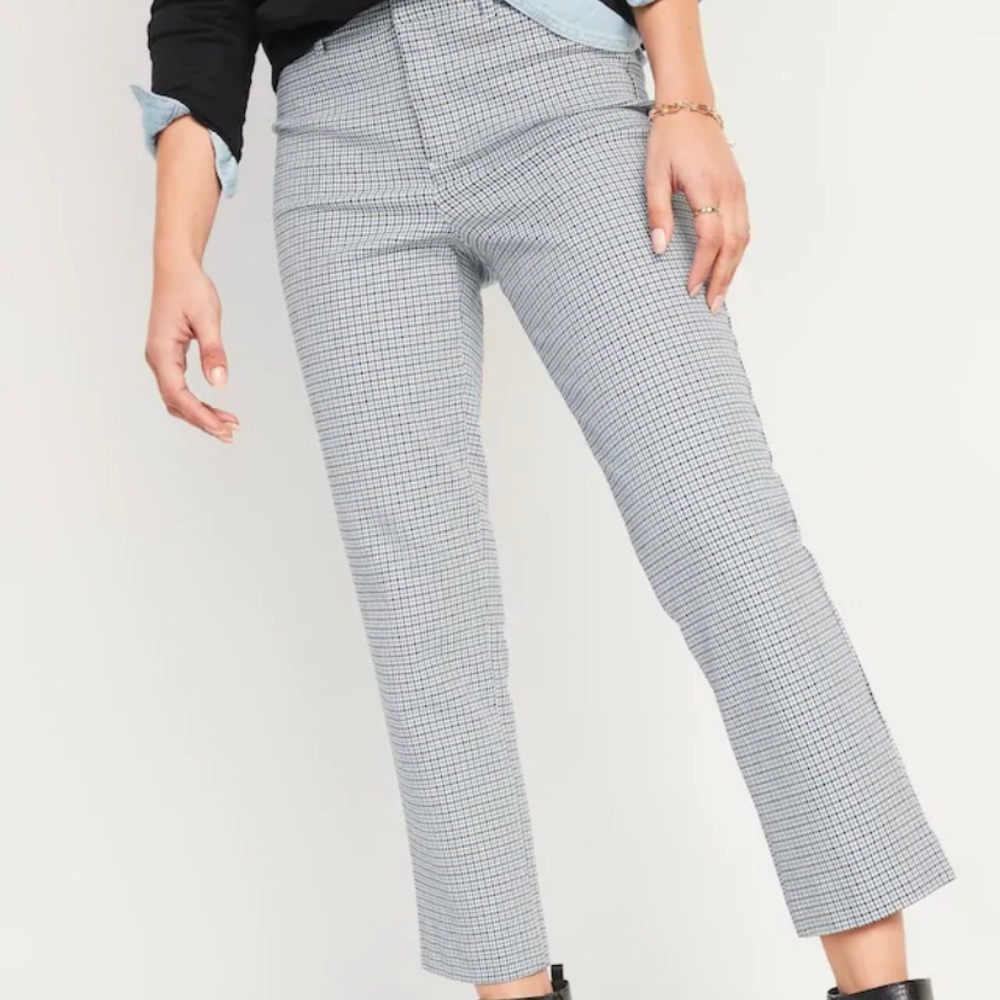 Straight Leg Pixie Ankle Pant